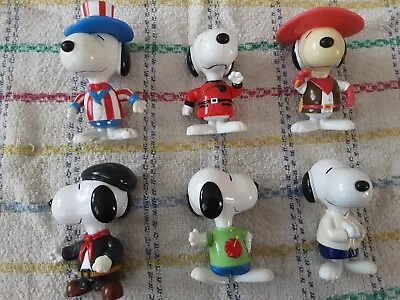 McDonalds Snoopy Of The World X 6 (O) • £3.35