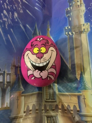 $18.89 • Buy 2023 Disney Parks Eggstravaganza Cheshire Cat Alice Plastic Easter Egg Prize