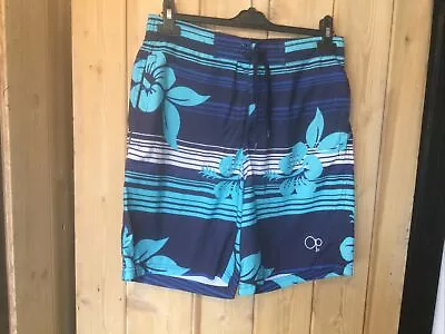 A Pair Of Ocean Pacific Blue Patterned Swim Shorts Size S • £3