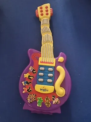 The Wiggles WIGGLY GIGGLY DANCING GUITAR Spin Master ELECTRONIC MUSICAL TOY 2004 • $49.99