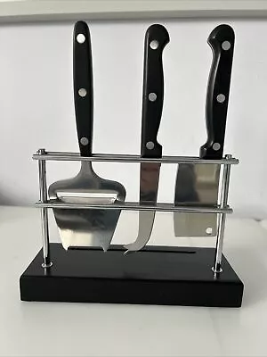 Set Of 3x Cheese Knives On A Wood & Metal Stand • £10