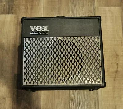 Vox Valvetronix AD30VT 30-Watt 1x10 Modeling Guitar Combo Amp • $255