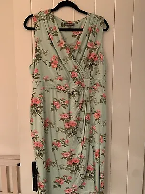 £7.50 • Buy Laura Ashley Floral Dress