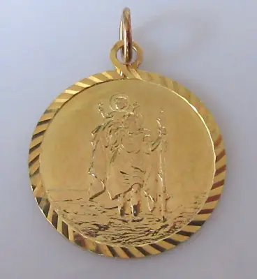 9ct Gold Pendant - 9ct Yellow Gold Embossed St. Christopher Round Pendant (2.6g) • $294.80