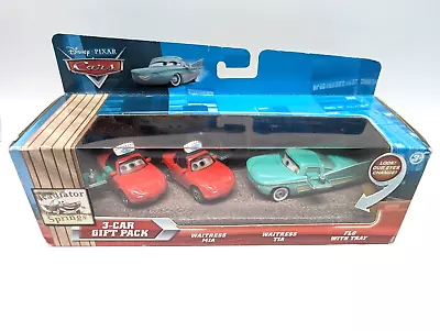 DISNEY PIXAR CARS 3 CAR RADIATOR SPRINGS GIFT PACK MIB ~ W WAITRESS MIA TIA FLO • $14.99