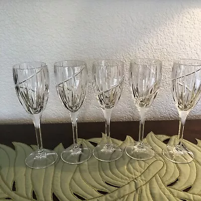 5 Mikasa UPTOWN Crystal 8 1/4  WINE Glasses Vertical Swirl Cut VGUC • $80.99