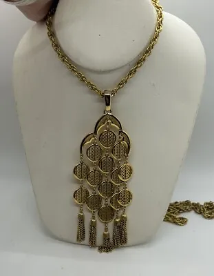 Vintage Crown Trifari Gold Tone Dangle Tassel Flowers Pendant Chain 25” Necklace • $27.28