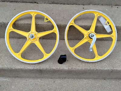 Vintage Lester Bmx Mags  Yellow  With Rad Pad Stem Cover  Gt Dg  1970-80's • $165