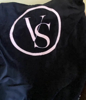 $41.85 • Buy Victoria Secret Vs Black Pink Soft Cozy Plush Blanket Nwt