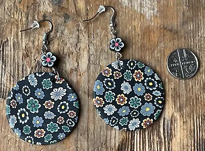 Funky Flower Disc 70s Style Festival Earrings - Floral Round Dangle Earrings • £4.99