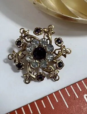 Vintage Brooch Pin Gold Tone Purple & Clear Rhinestones Costume Jewelry 💜 • $13.60