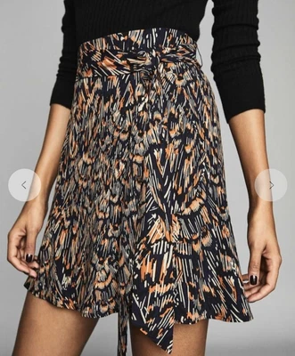 £25 • Buy Reiss Mini Skirt 8 Fot And Flare - No Belt