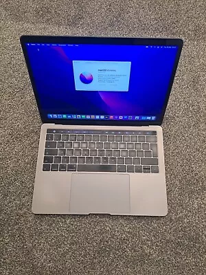 2016 Apple MacBook Pro 13  (512GB SSD Core I5 7th Gen. 2.9 GHz 8GB) Laptop • £240