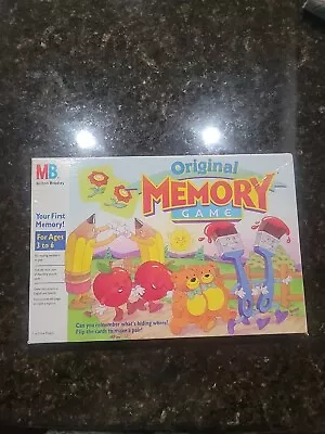 VINTAGE 1990 MILTON BRADLEY MB ORIGINAL MEMORY Complete • $21.99