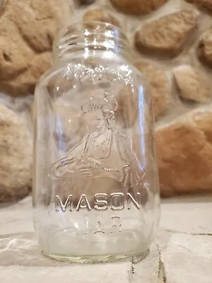 VINTAGE MOM'S MASON JAR FIGURAL EMBOSSING W/0 LID QUART GREAT CONDITION  • $18.25