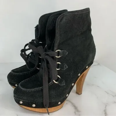 GUESS Black Sherpa Fur Moccasin Lace Up Wooden Clog Booties Boots 6.5 • $49.99