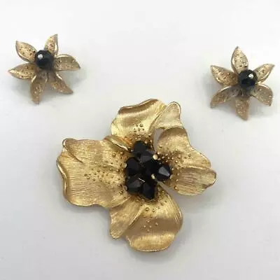 Vintage 1950's Gold W/ Black Stone Parco Floral Brooch And Earring - Set • $34