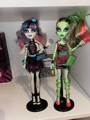 Monster High Venus Mcflytrap Rochelle Goyle Zombie Shake Complete Dolls • $100