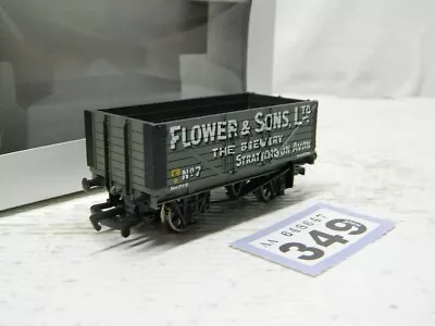 Bachmann 00 Gauge 7 Plank Open Wagon Flowers & Sons Ltd 7 Item No 33-104A • $17.24