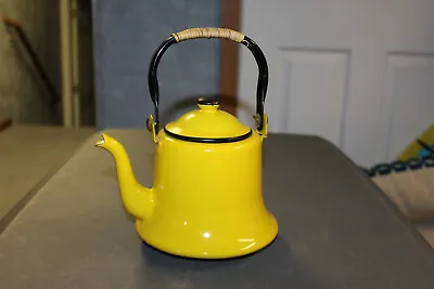 RARE ESTATE FIND! Vintage YELLOW Enamelware COFFEE TEA POT Lid MCM Cookware NICE • $24.99