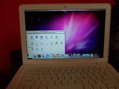 Light Spot Apple MacBook 61 A1342 13  Intel Core 2 Duo 2.26GHz 2GB 250GB AS-IS • $75
