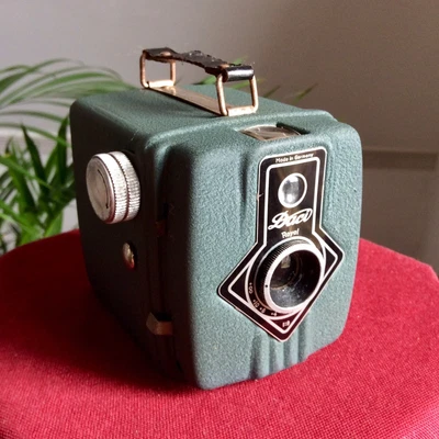 £0.99 • Buy Vintage 1950s Rare DACORA DACI ROYAL Box Camera,Germany,Green,Old Museum Display