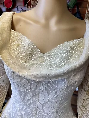 Vintage 1950's Era Beautiful Lace Long Sleeve Wedding Dress Gown • $299.99