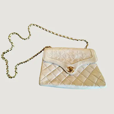 Vintage 1986-1988 (SN 0449870) Authentic Chanel Matelasse Shoulder Bag • $1500