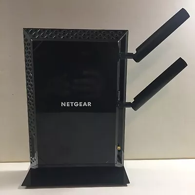 Netgear EX7000 900 Wireless WiFi Range Extender • $14.99