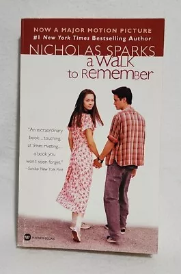 A Walk To Remember By Nicholas Sparks - Mass Market Reprint (2000) Good • $4.89