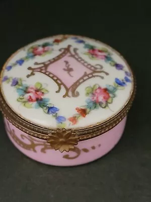 Antique Signed Limoge France Porcelain Pill Box • $0.99