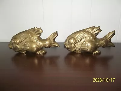 Vintage Pair Of Brass Koi Fish Goldfish Paperweights Hollywood Regency Decor • $79