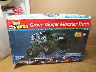 Revell Monogram 85-1901 Snaptite Grave Digger Monster Truck 1/25 Model Kit • $17.25