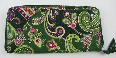 Vera Bradley Travel Organizer Passport Wallet Zip Around Retired Green • $31.99