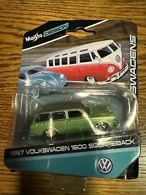 Maisto Design 1967 VW 1600 Squareback NIB • $15.30