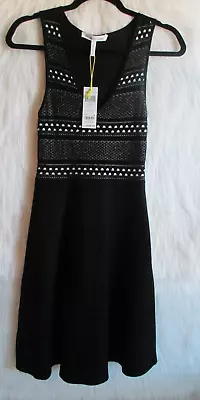 BCBG Generation Size XS Black Combs Sleeveless Dress V Neck BCBGeneration • $19.97