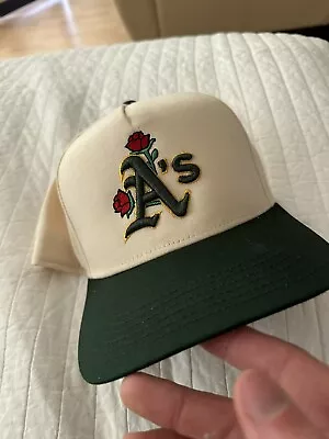 Oakland Athletics Roses Hat • $10