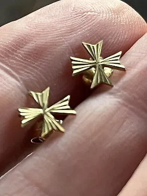 Dainty  18ct Gold Maltese Cross Earrings -Small ! ‘750’ On Both Stems 9ct Backs • £55