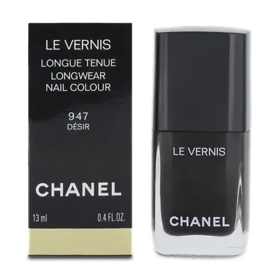 Chanel Le Vernis Longwear Nail Colour 947 Desir Dark Burgundy Ultra-Shine Finish • £28.50