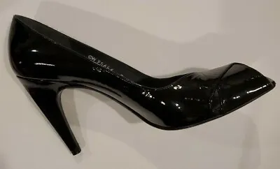 Stuart Weitzman Womans Size 9M Patent Leather Open Toe 4 Inch High  Heels  • $61.25