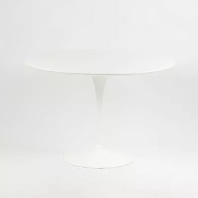 2023 Eero Saarinen Knoll Tulip Pedestal Dining Table 42  Round In White Laminate • £1769.41