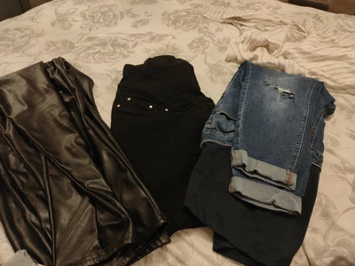 £25 • Buy Ladies Maternity Clothes Bundle Size 12