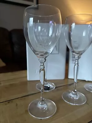 Mikasa Venezia  Wine Glass • $4
