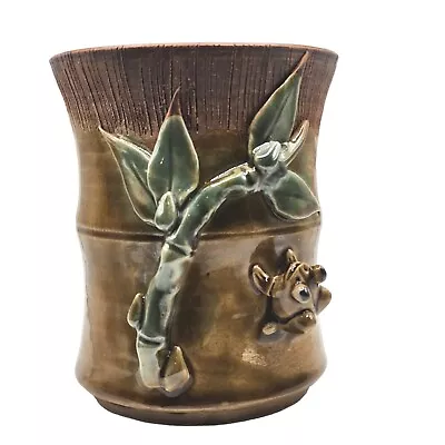 Vintage Olive Green Majolica Big Eyed Frog  Planter Vase Bamboo Signed  • $28.99