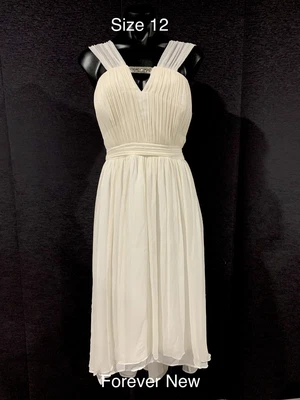 $22.70 • Buy Forever New White Chiffon Formal Dress