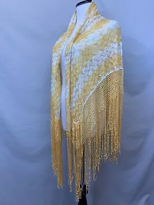 Vintage 1970s Zig Zag Piano Shawl Wrap Fringed Mod Go-Go Boho • $19.99