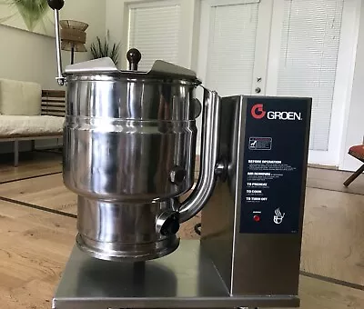 GROEN 20Qt TDB-20 Commercial Table Top Tilting Electric Steam-Jacketed Kettle • $3395