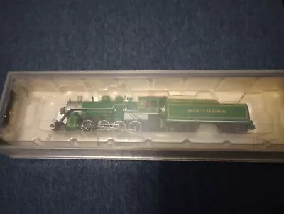 N Scale Engine And Passenger Car Combo - SOUTHERN RAILWAY • $120