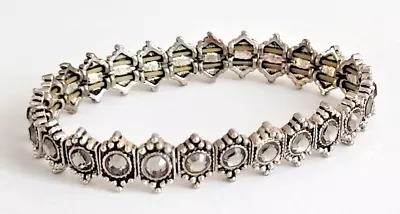 Vintage Silver Tone Metal And Rhinestone Studded Stretch Tennis Bracelet 6 In. • $7.95