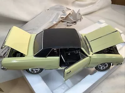 Exact Detail 1/18 Scale 1965 Chevelle Z-16 Crocus Yellow Black Interior NOS • $89